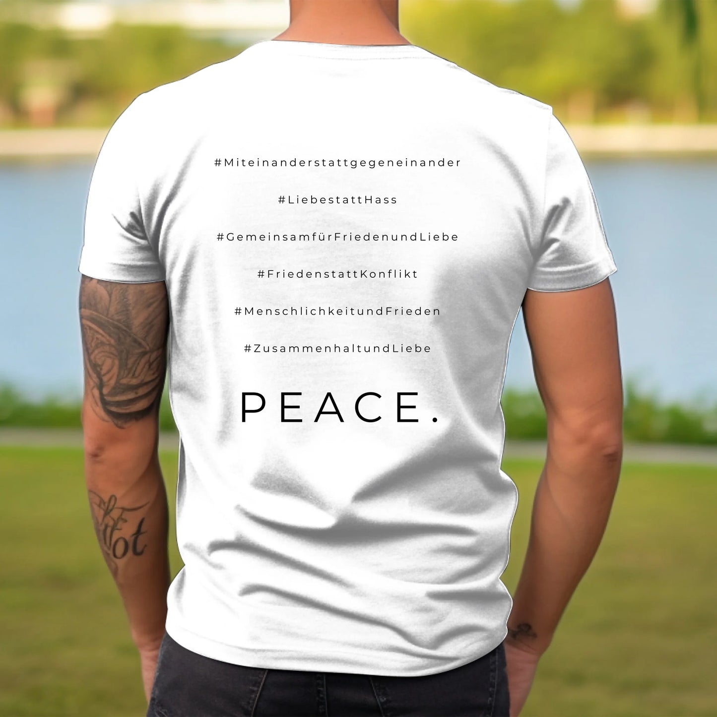 Frieden Hashtag - T-Shirt weiß