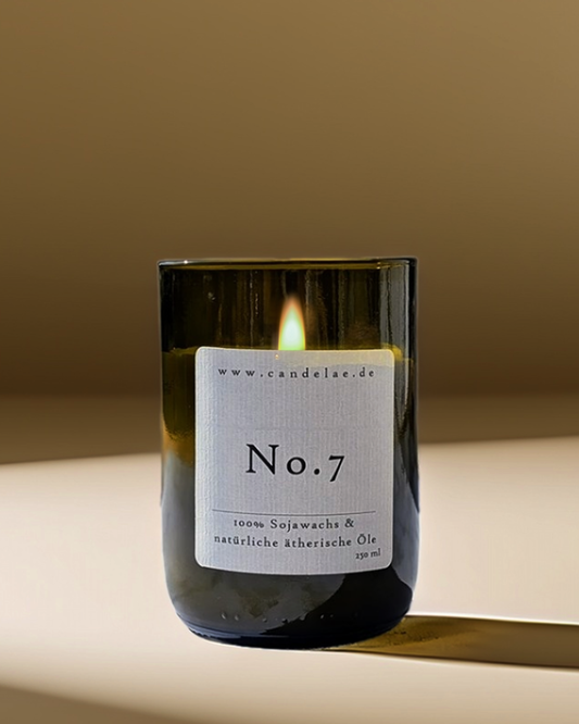 No.7 – Deine natürliche Duftkerze mit ätherischen Ölen für kraftvolle Entspannung